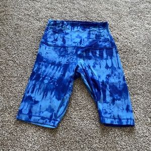 Lululemon super high rise align biker short 10” size 6
